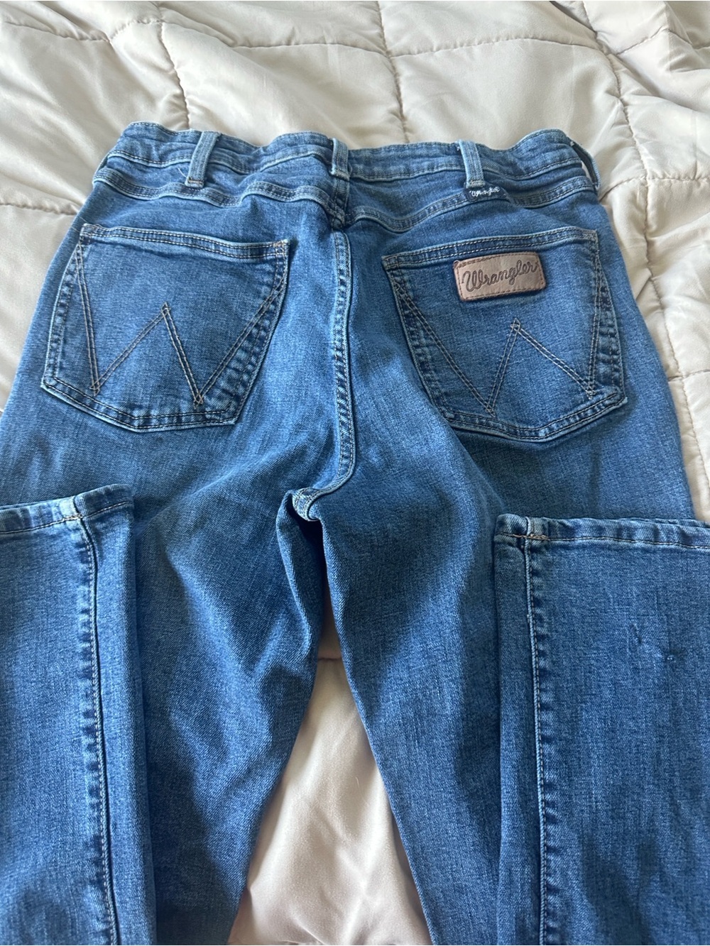 Wrangler Straight-Leg Denim Jeans in Blue Wash